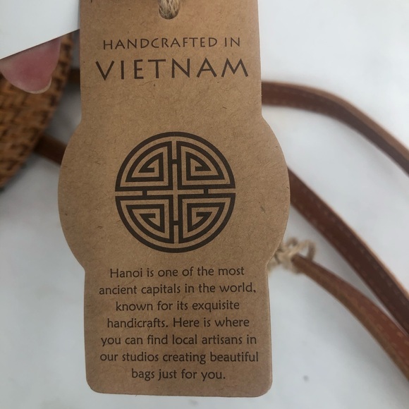 Round Wicker Women’s cross body purse W/handle - Picture 13 of 13